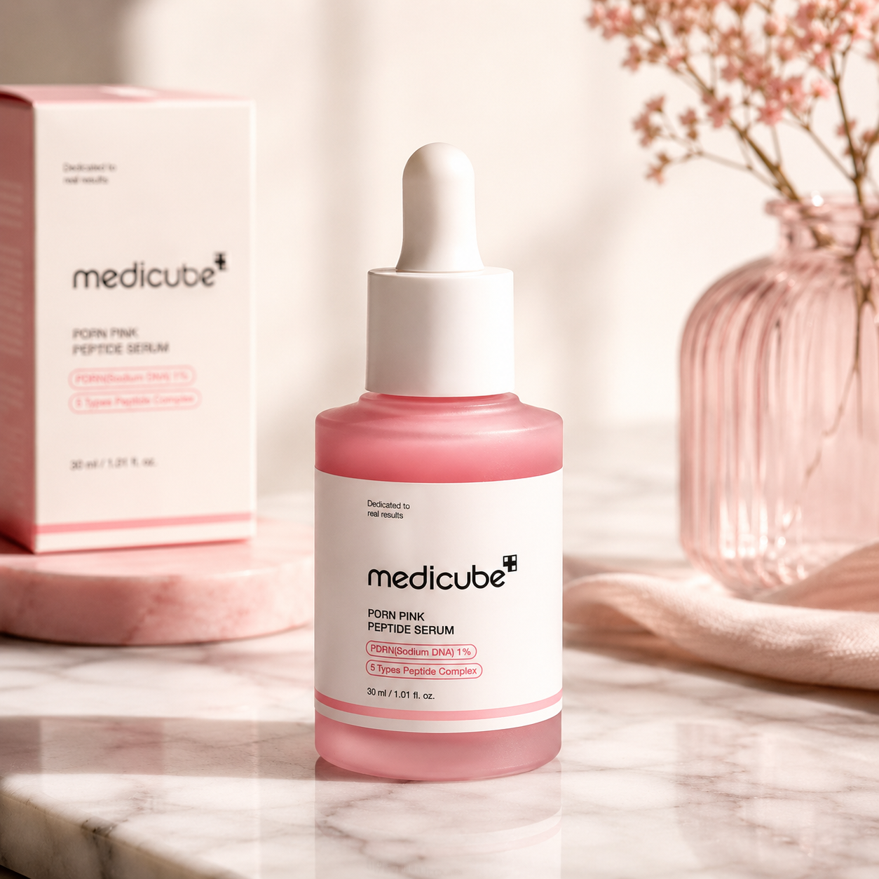 Medicube PDRN Pink Peptide Serum 30ML: Piel firme e hidratada diariamente.
